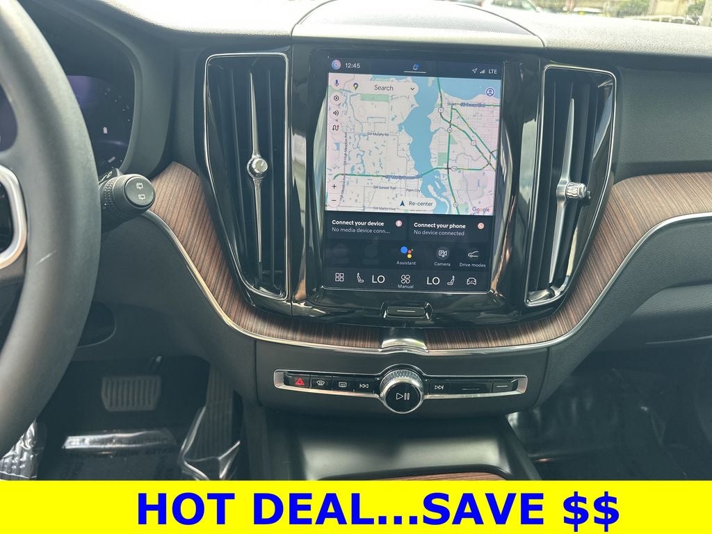 2023 Volvo XC60 B5 Plus Bright Theme