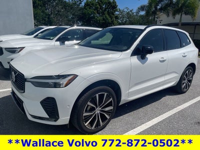 2024 Volvo XC60 B5 Plus Dark Theme