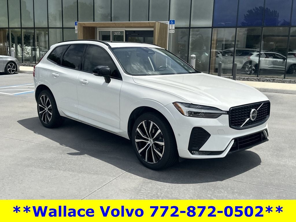 2024 Volvo XC60 B5 Plus Dark Theme