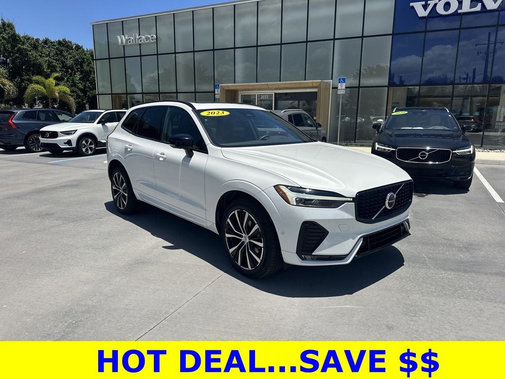 2023 Volvo XC60 B5 Plus Dark Theme