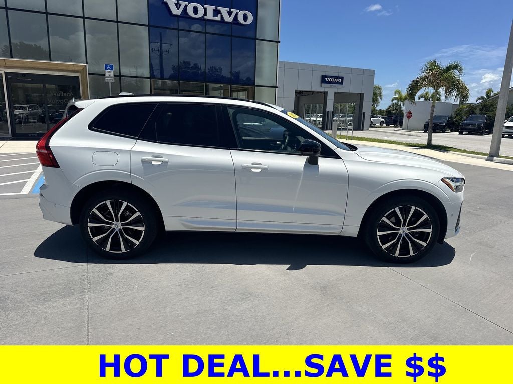 2023 Volvo XC60 B5 Plus Dark Theme