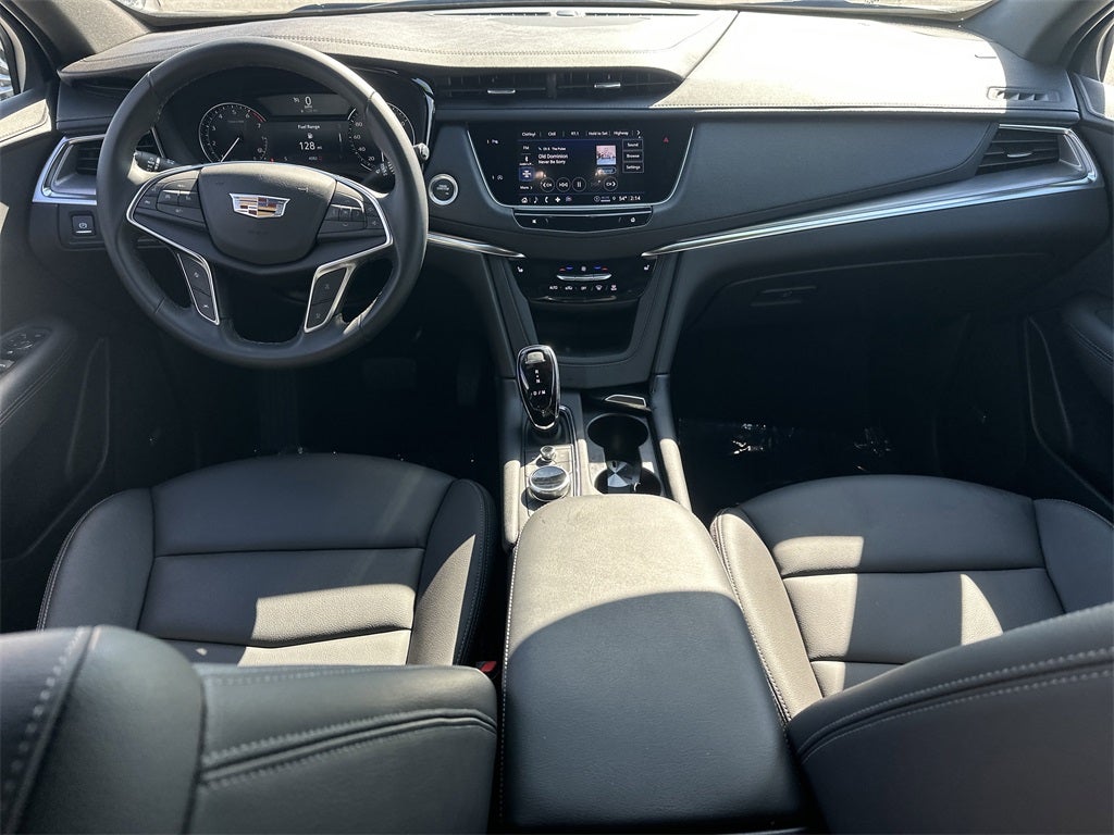 2025 Cadillac XT5 Luxury