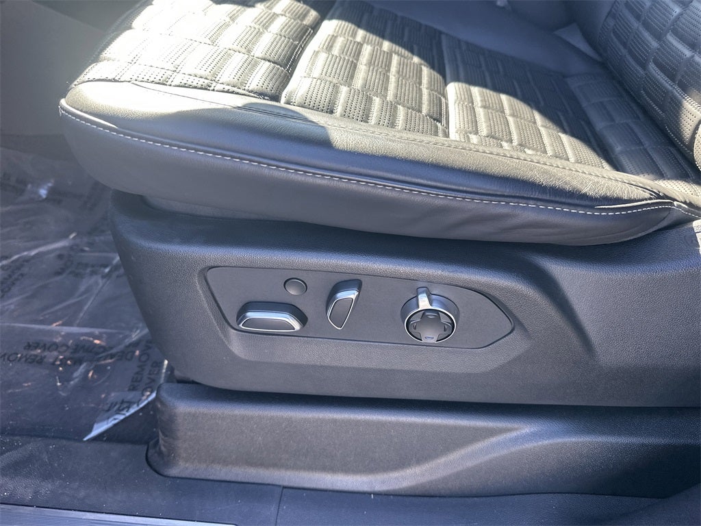 2024 Cadillac Escalade ESV Sport Platinum