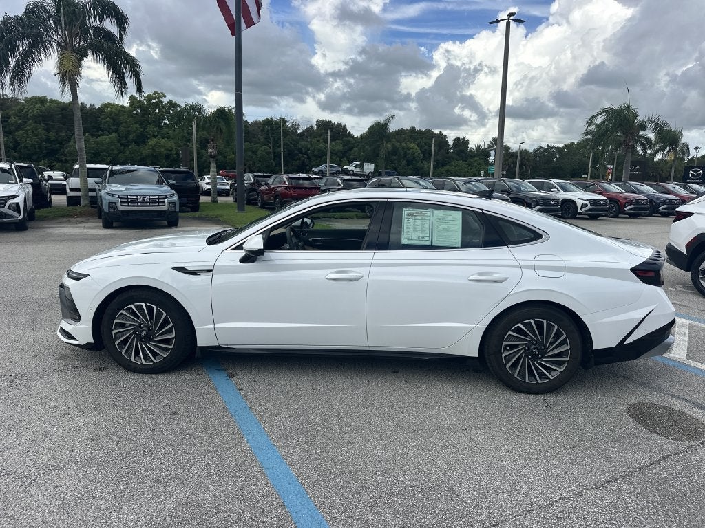 2026 Hyundai SONATA HYBRID Limited