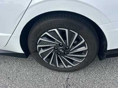 2026 Hyundai SONATA HYBRID Limited