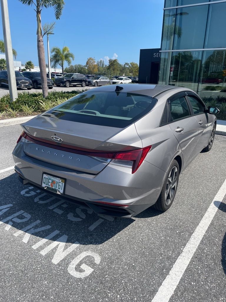2023 Hyundai ELANTRA SEL