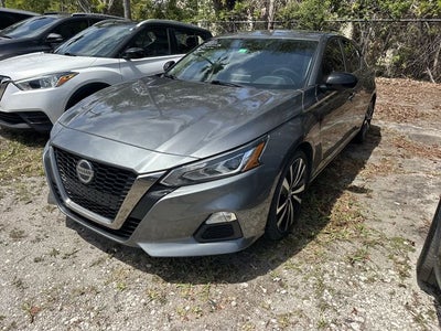 2022 Nissan Altima 2.5 SR