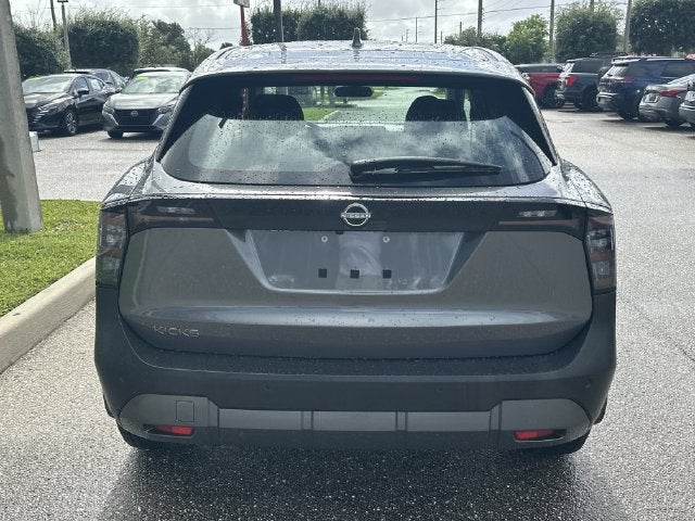 2025 Nissan Kicks S