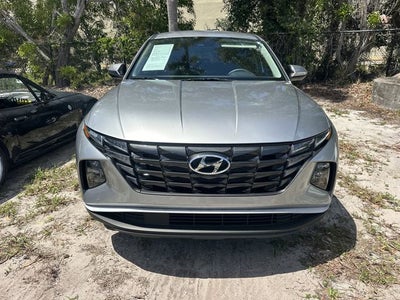 2023 Hyundai TUCSON SE