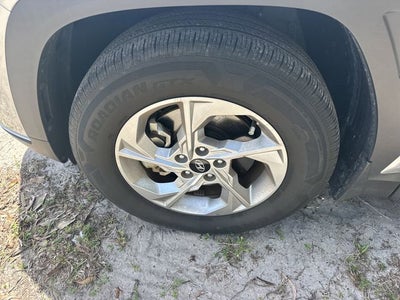 2023 Hyundai TUCSON SE