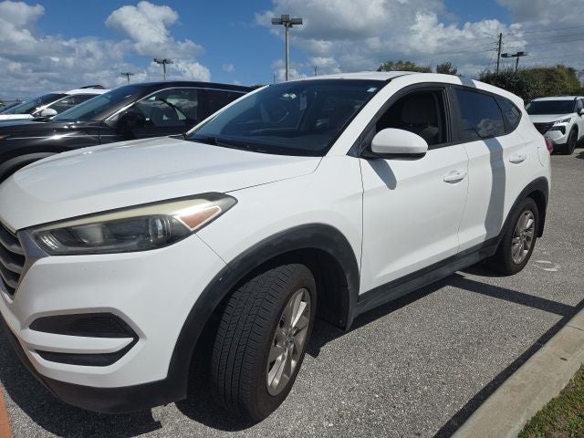 2017 Hyundai TUCSON SE