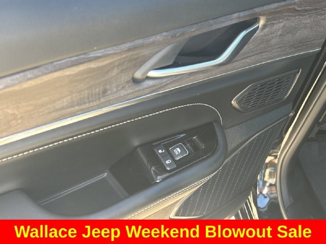 2023 Jeep Grand Cherokee Overland