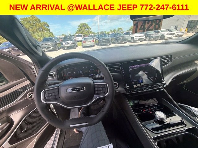 2023 Jeep Wagoneer L Series III