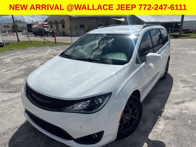 2020 Chrysler Pacifica Touring L Plus