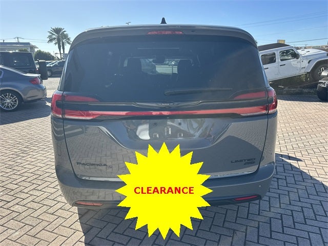 2025 Chrysler Pacifica Limited