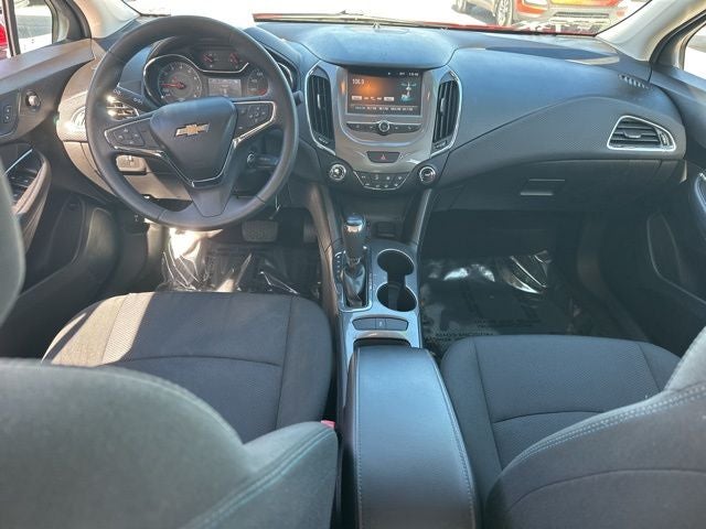 2018 Chevrolet Cruze LT **CARFAX Clean ** 29/40 City/Highway MPG
