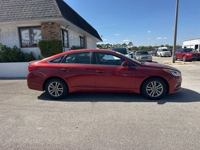 2016 Hyundai SONATA SE