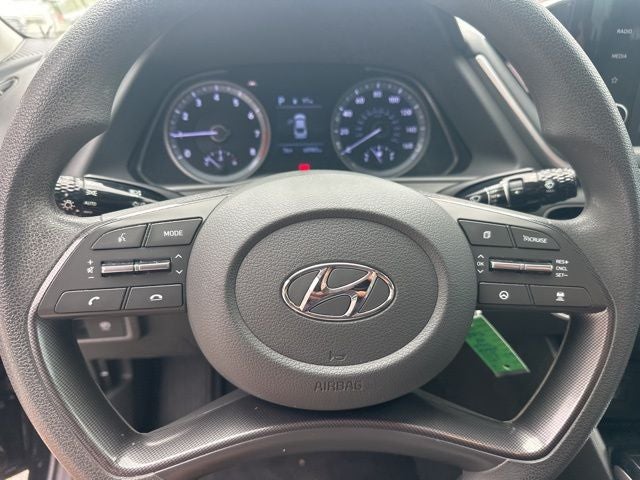 2022 Hyundai SONATA SE