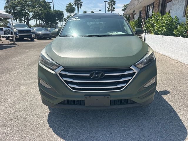 2017 Hyundai TUCSON SE