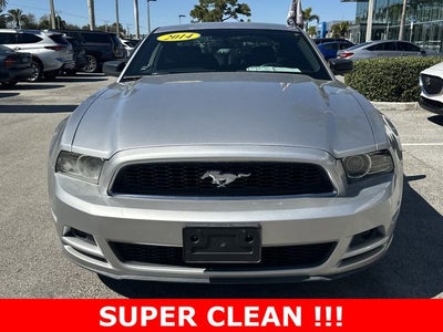 2014 Ford Mustang V6