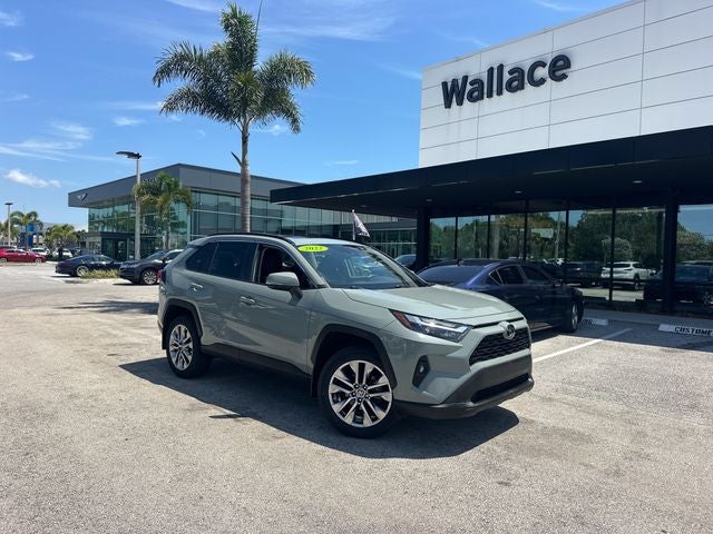 2022 Toyota RAV4 XLE Premium