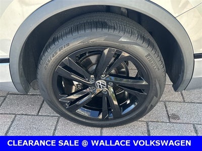 2023 Volkswagen Tiguan 2.0T SE R-Line Black