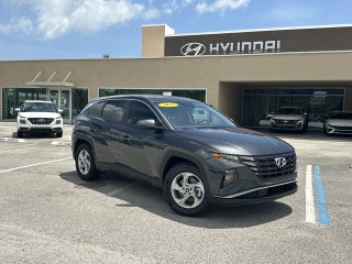 2023 Hyundai TUCSON SE