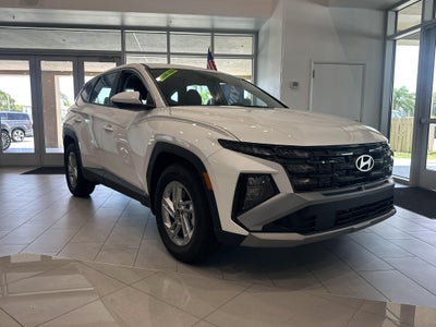 2026 Hyundai TUCSON SE