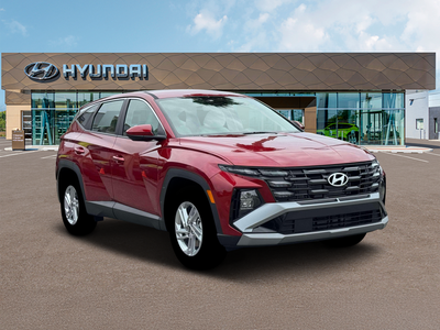 2026 Hyundai TUCSON SE