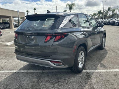 2026 Hyundai TUCSON SE