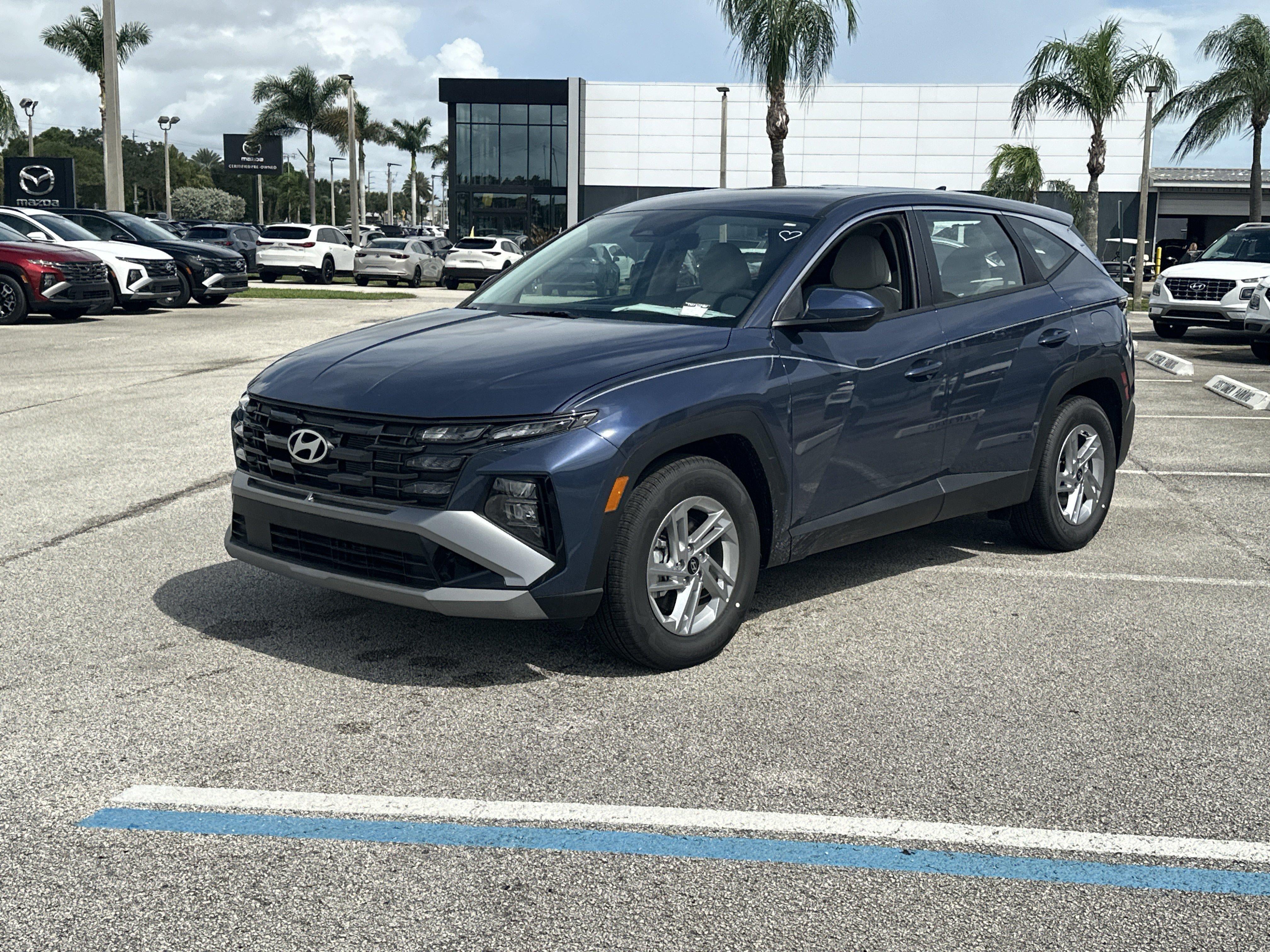 2026 Hyundai TUCSON SE