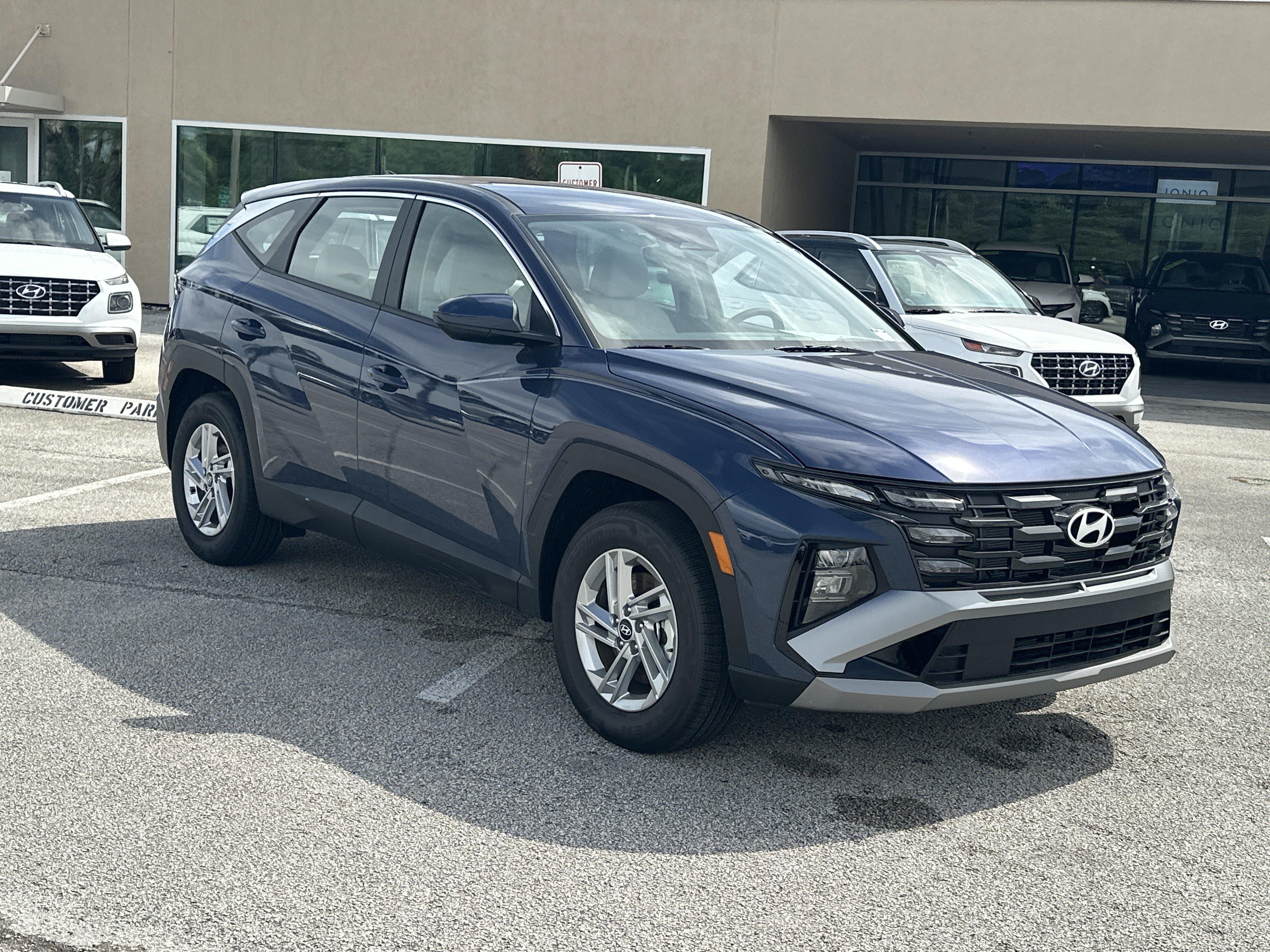2026 Hyundai TUCSON SE