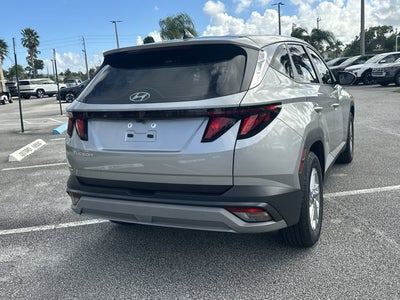2025 Hyundai TUCSON SE