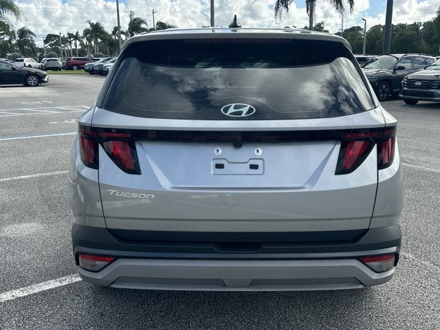2025 Hyundai TUCSON SE