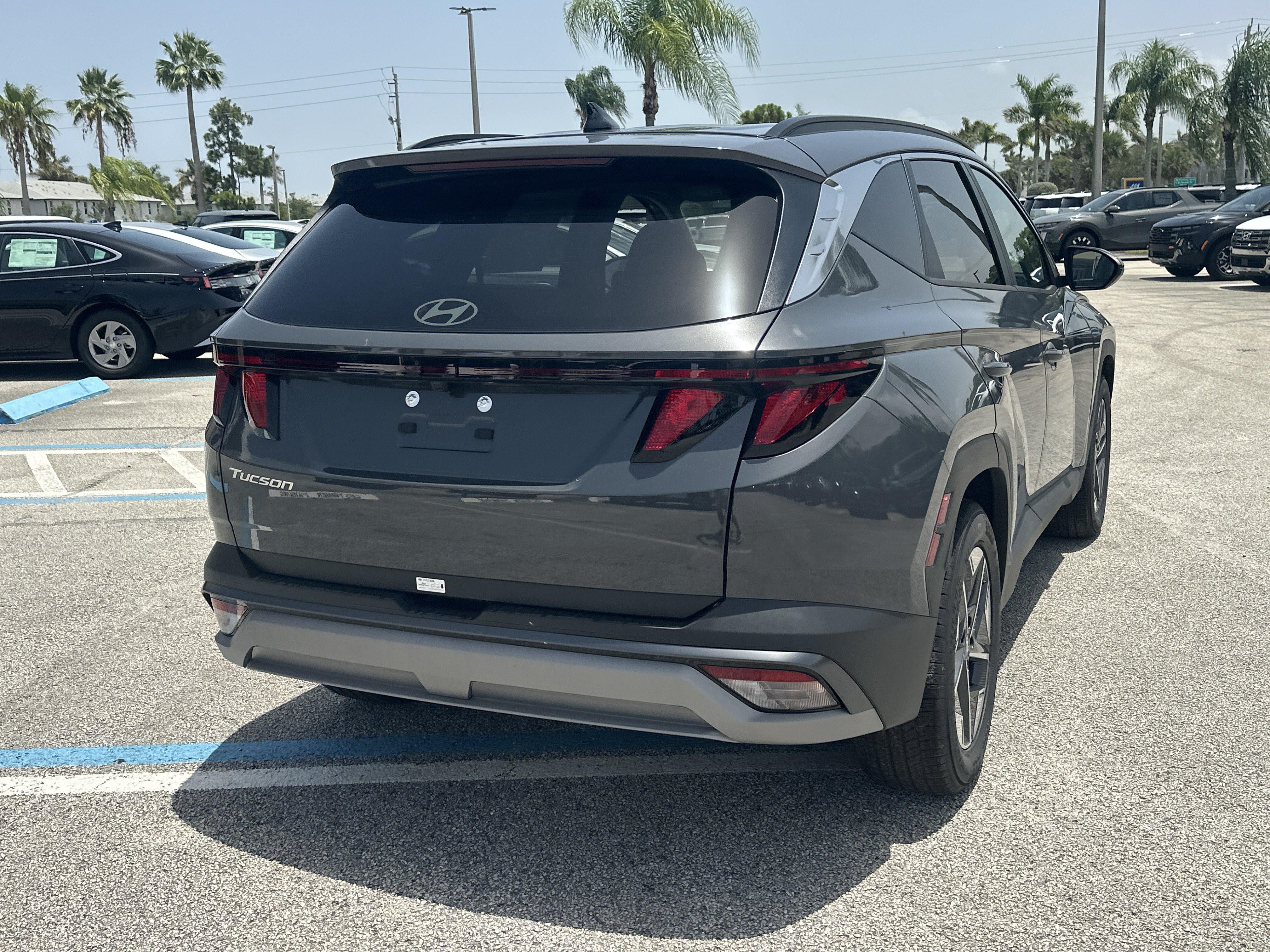 2026 Hyundai TUCSON SEL