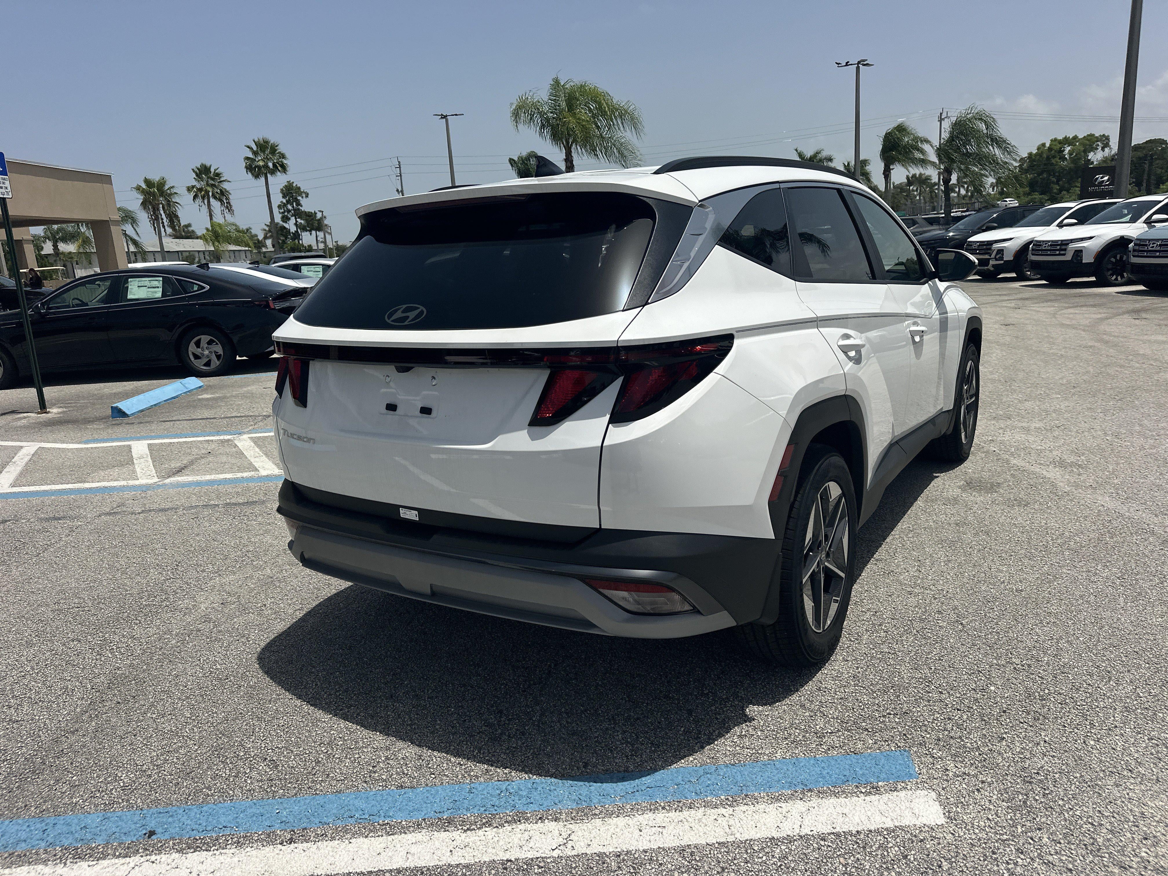 2026 Hyundai TUCSON SEL