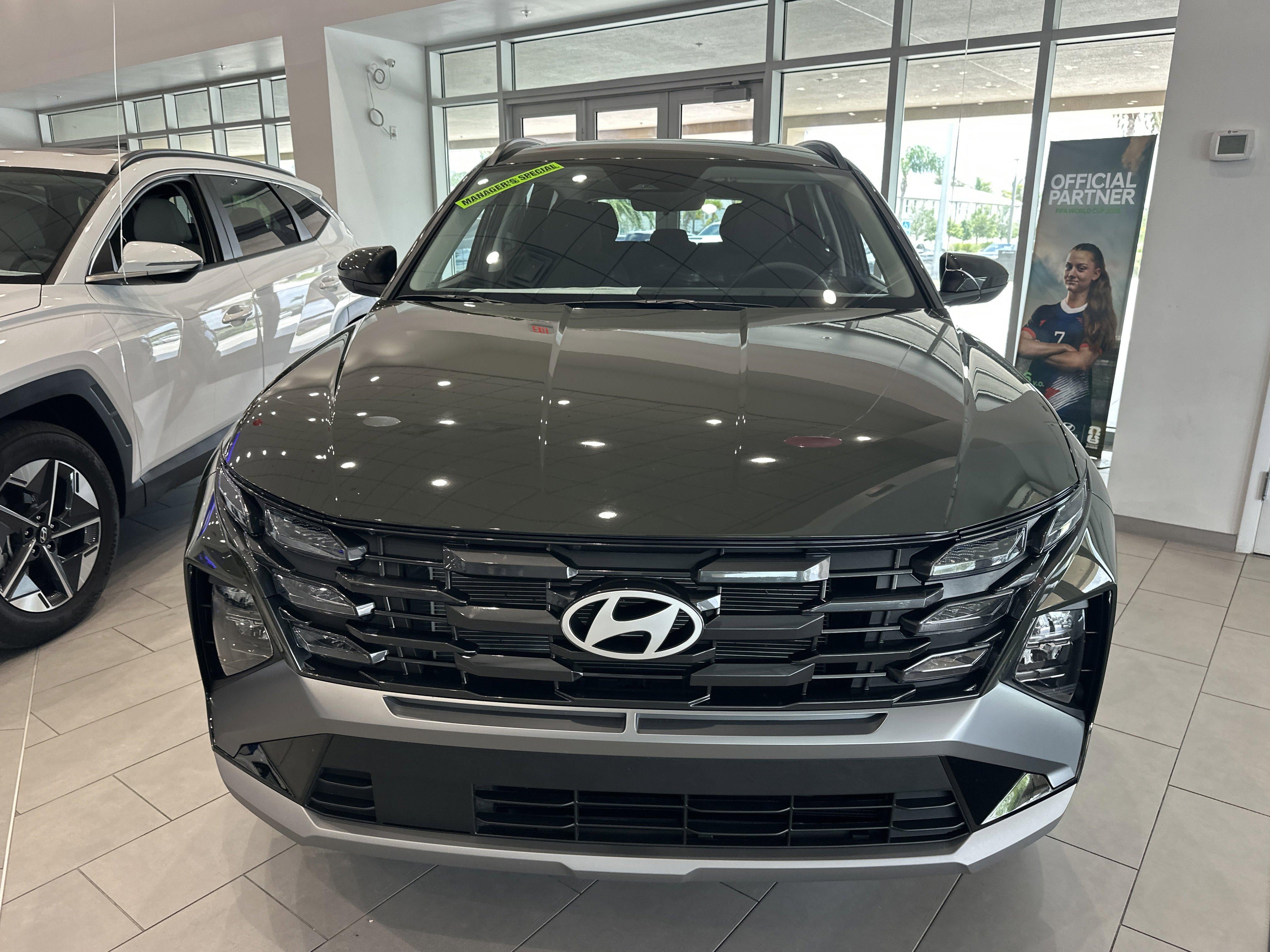 2026 Hyundai TUCSON SEL