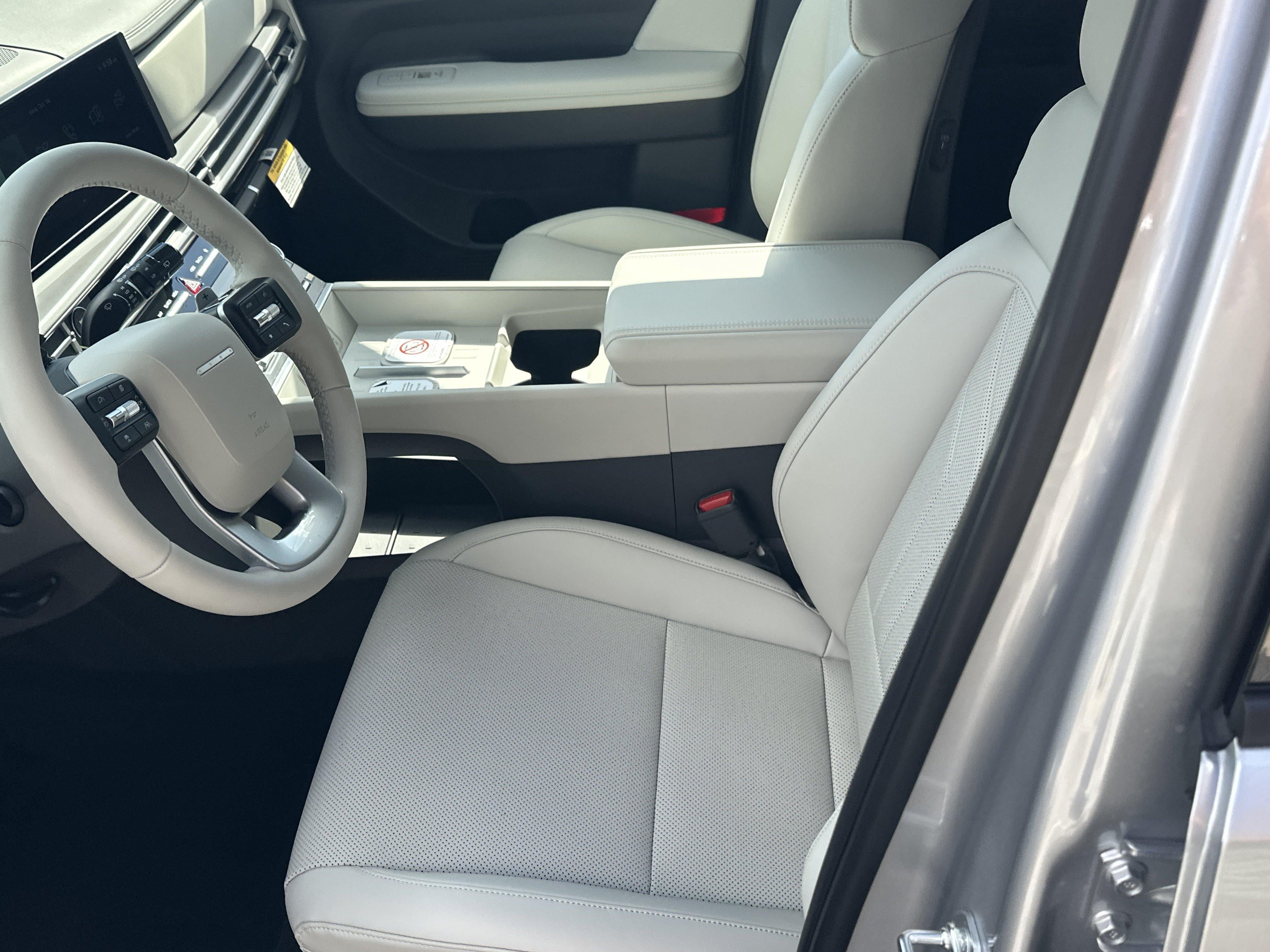 2027 Hyundai SANTA FE HYBRID SEL