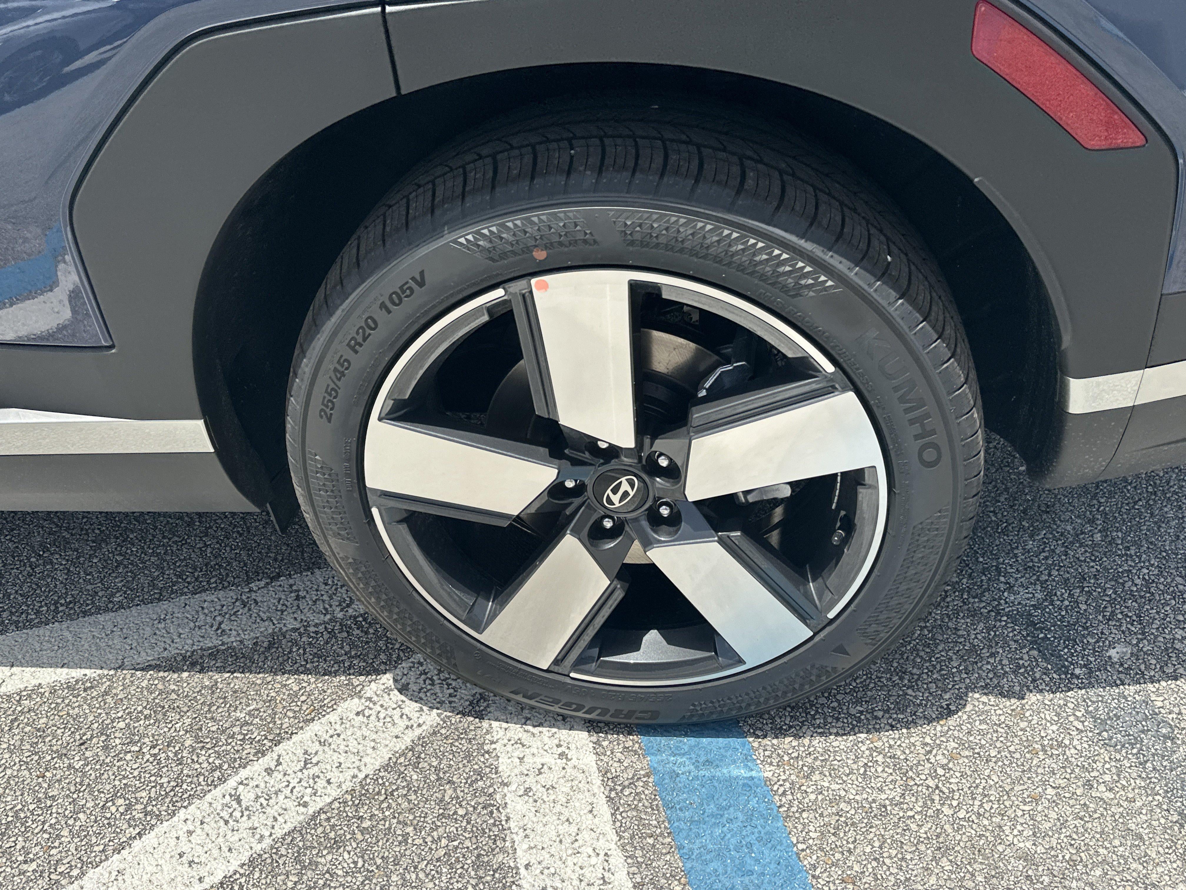 2026 Hyundai SANTA FE Limited 6P