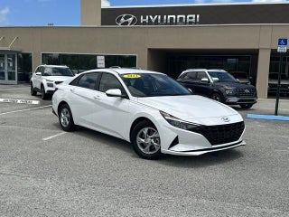 2023 Hyundai ELANTRA SE