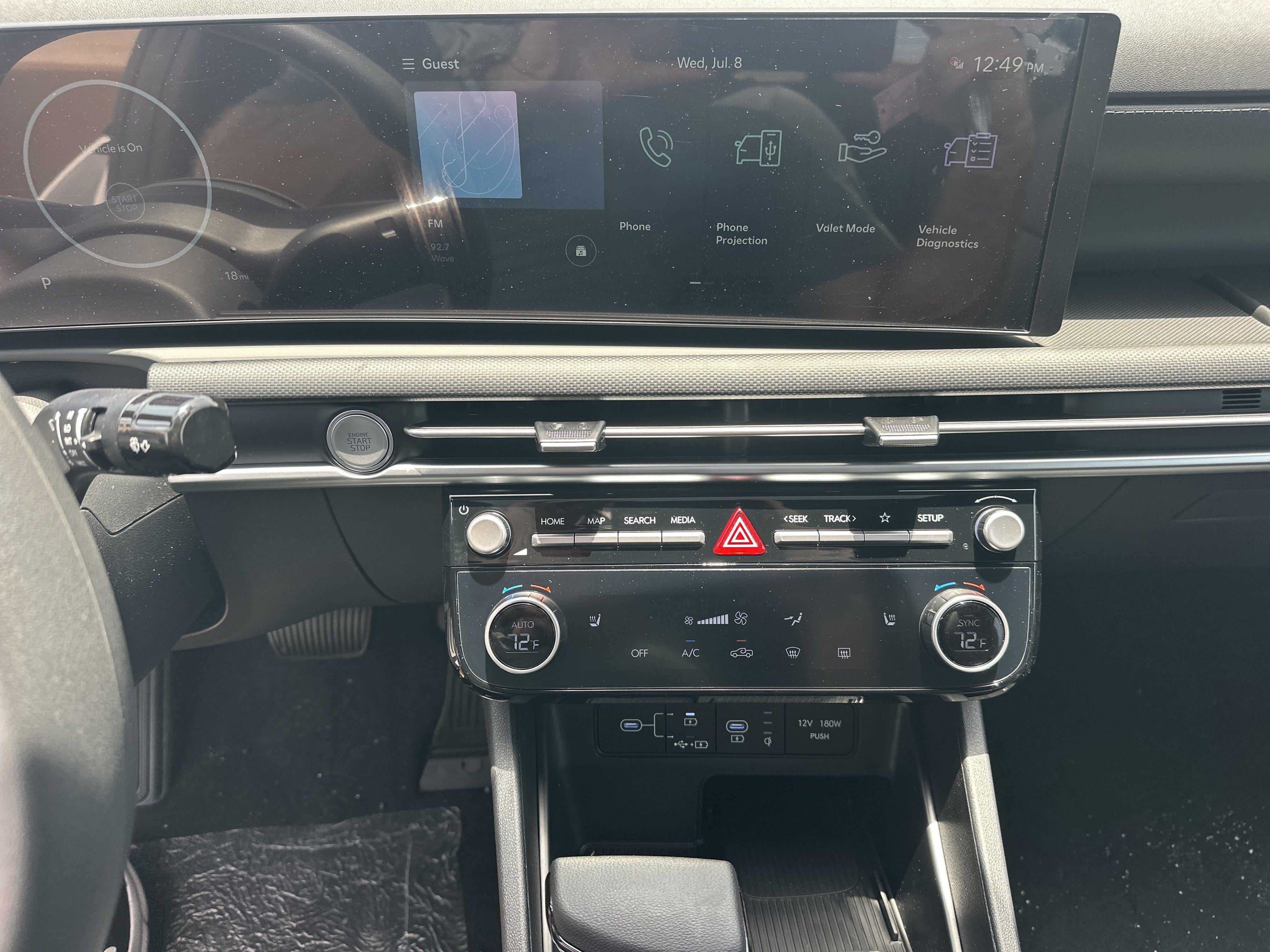 2026 Hyundai SANTA CRUZ SEL Activity