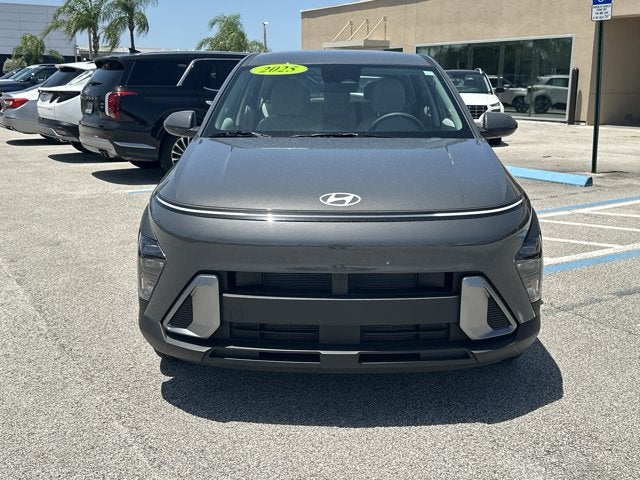 2025 Hyundai KONA SE