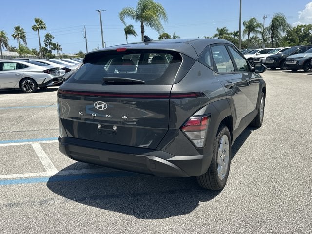 2025 Hyundai KONA SE
