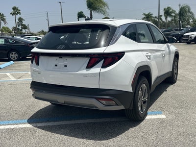2026 Hyundai TUCSON HYBRID Blue SE