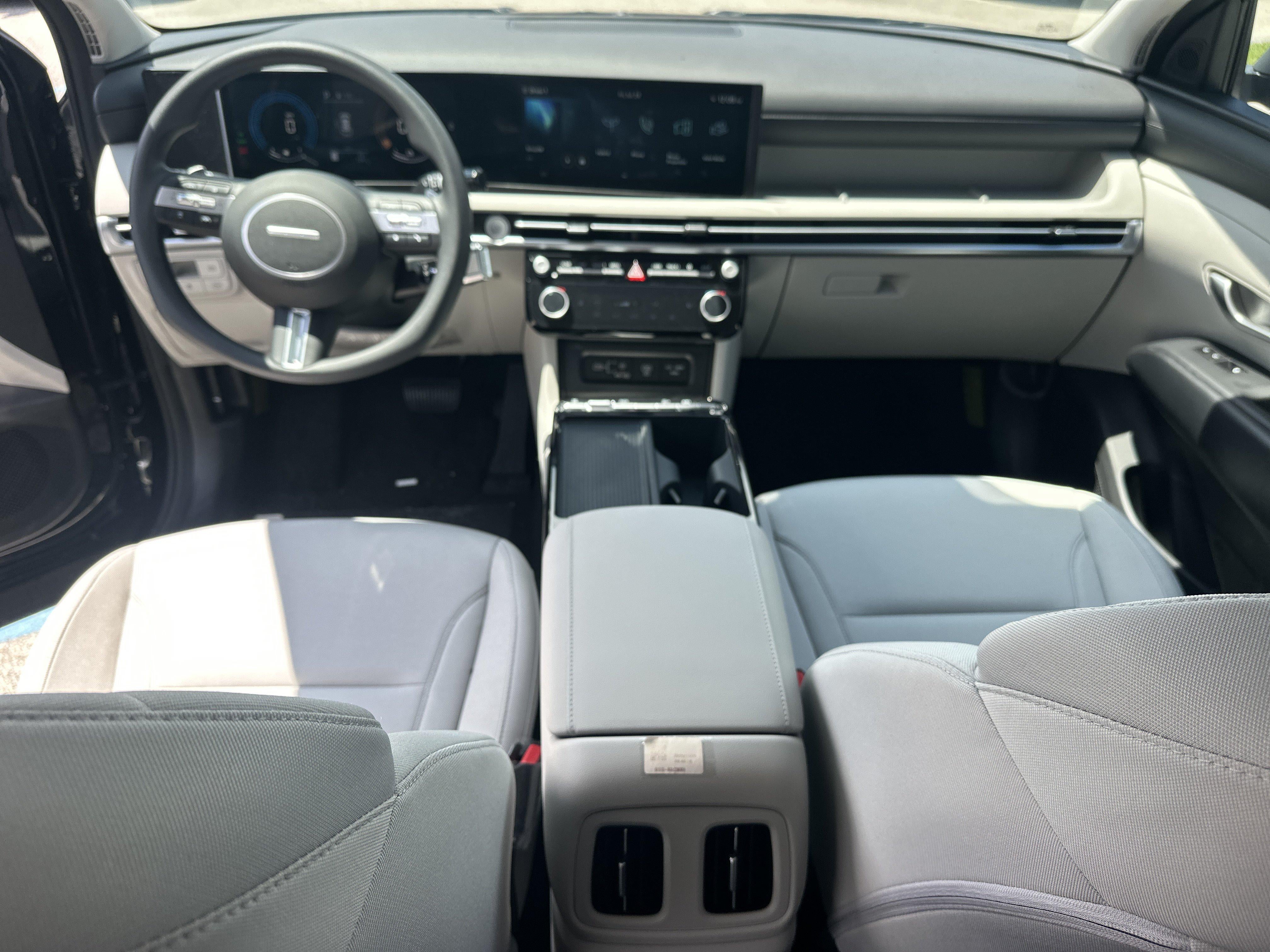 2026 Hyundai TUCSON HYBRID SEL