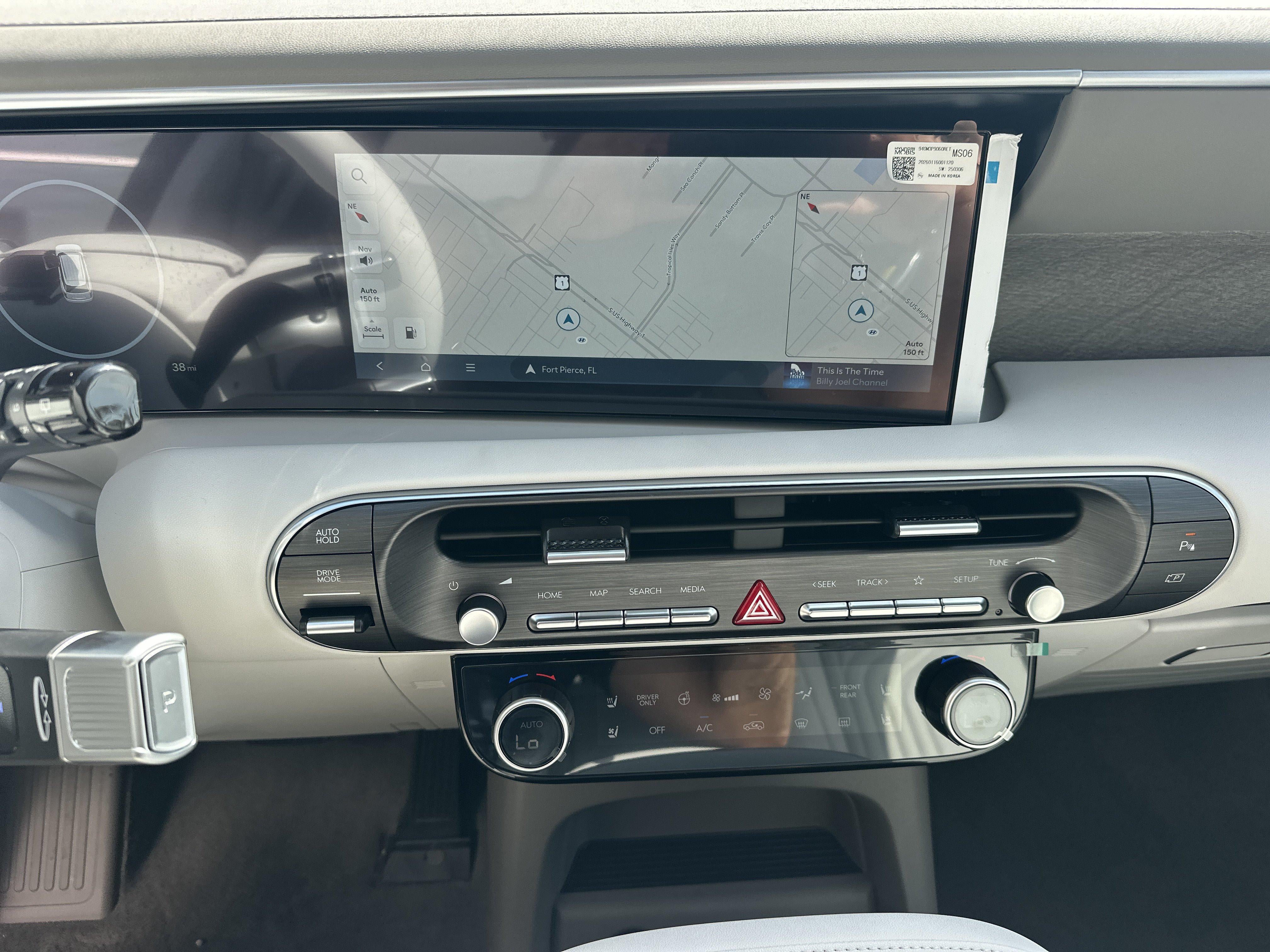 2026 Hyundai PALISADE HYBRID Blue SEL Premium 8P