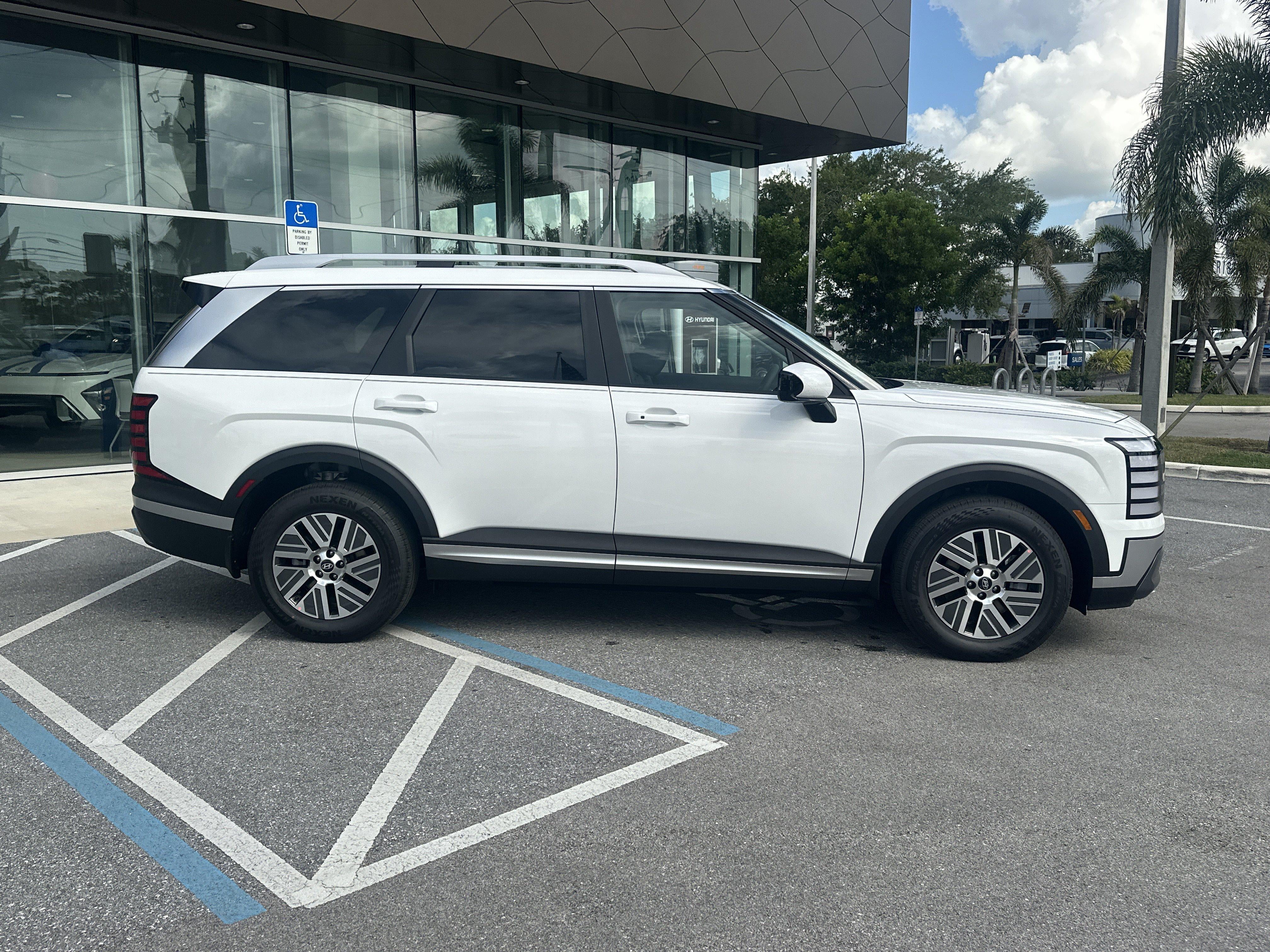 2026 Hyundai PALISADE HYBRID Blue SEL 7P
