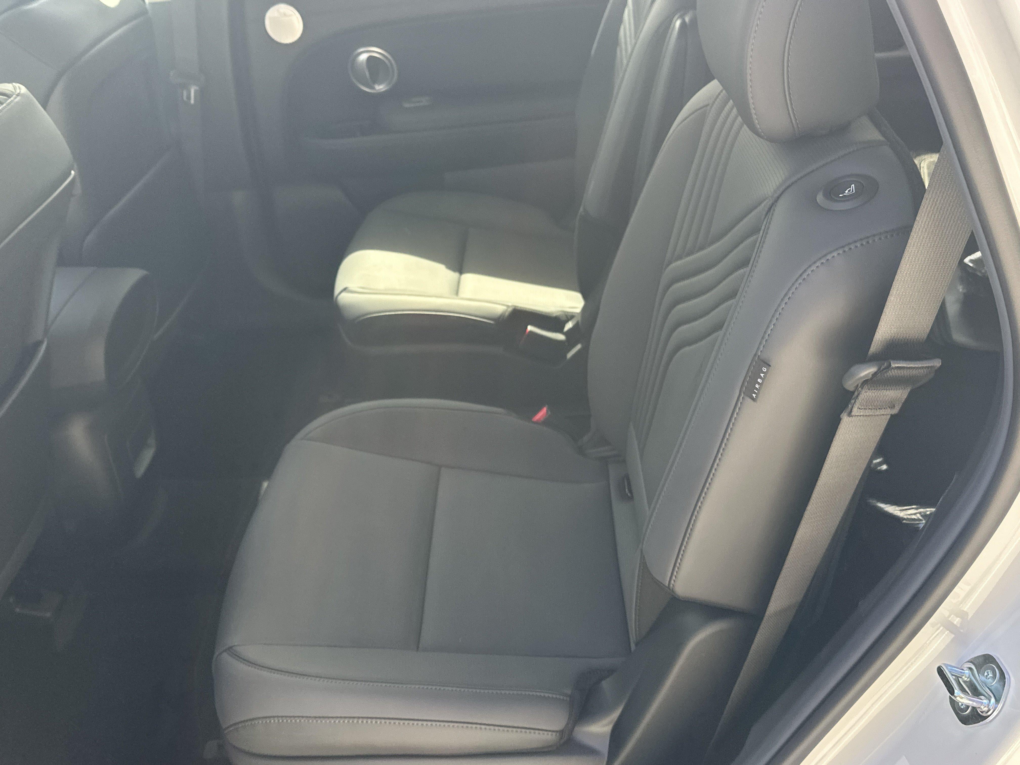 2027 Hyundai PALISADE SEL 7P