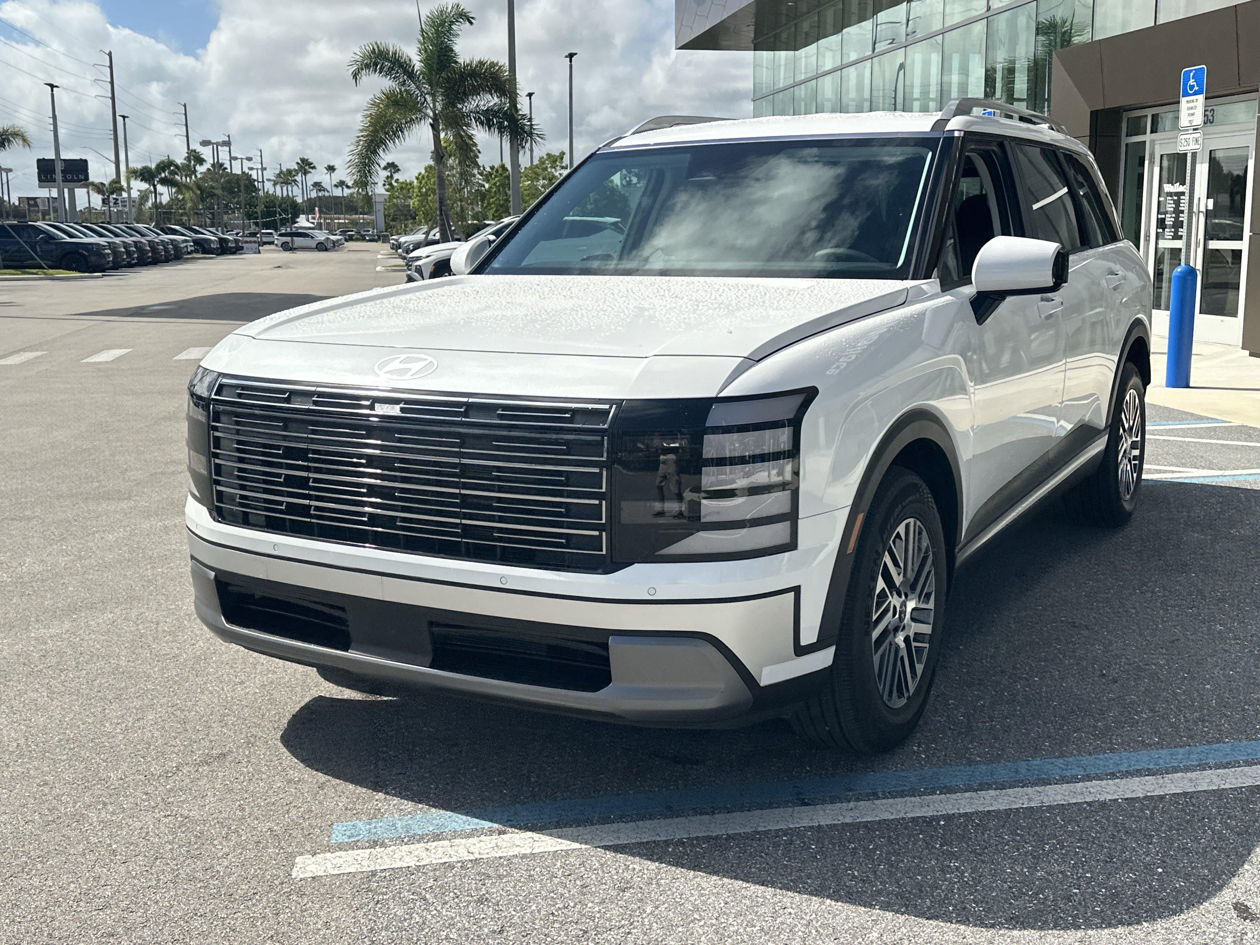 2027 Hyundai PALISADE SEL 7P
