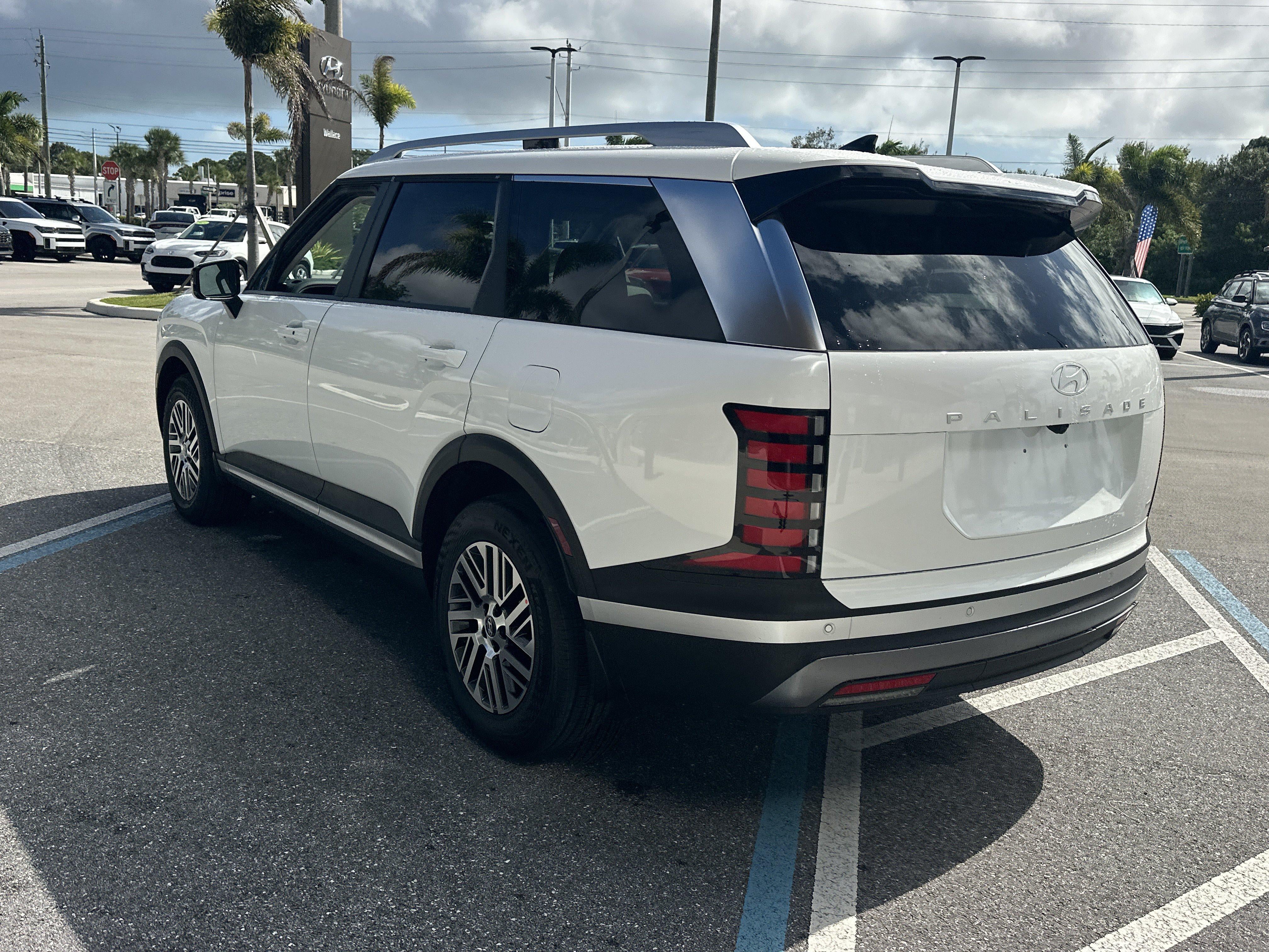 2027 Hyundai PALISADE SEL 7P